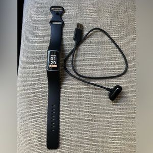 Fitbit Charge 5